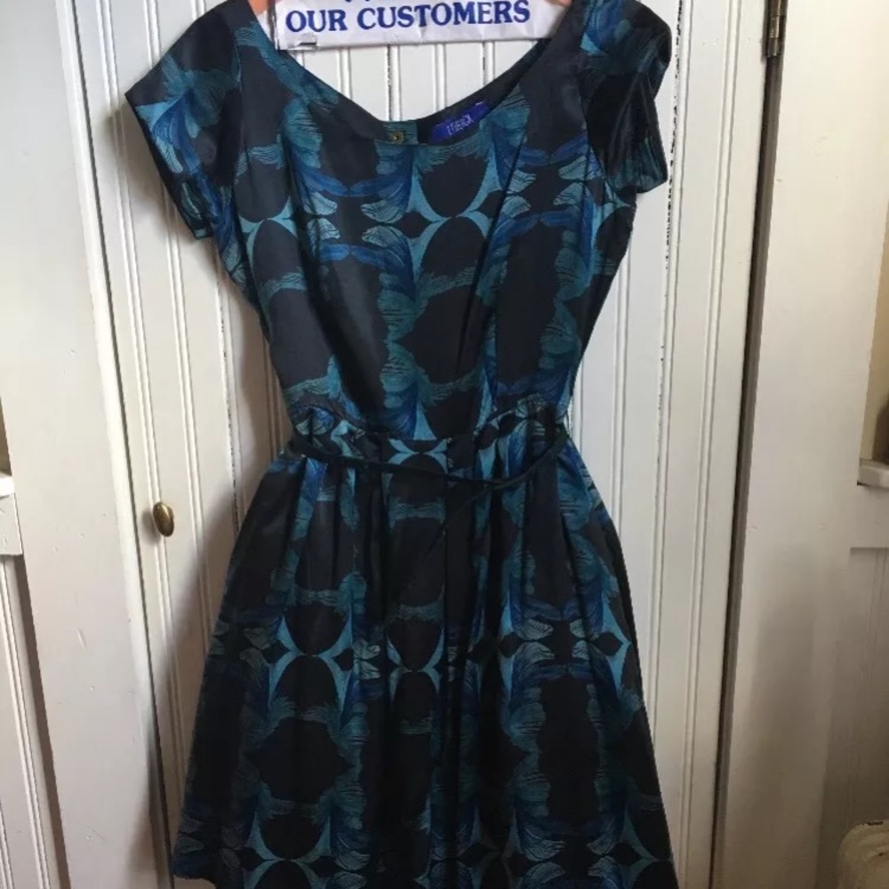 Beautiful Lorick Size 4 Vintage Repro Dress.